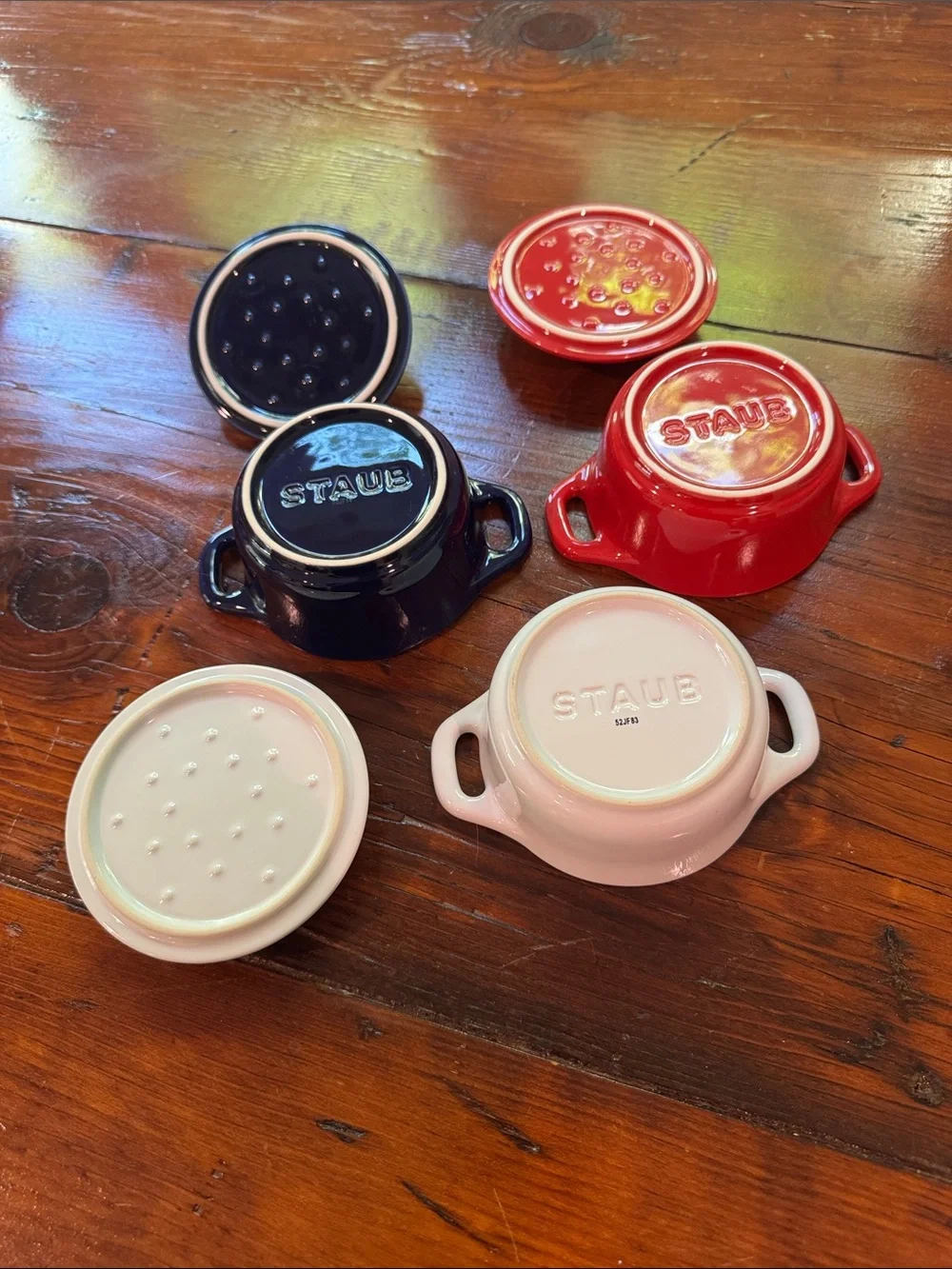Staub 3-piece Ceramic Mini Round Cocotte Set